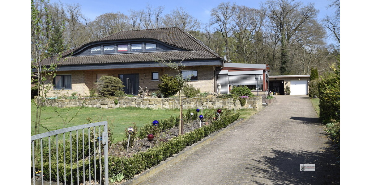 Westseite des Grundstückes