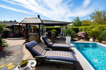 Urlaubsfeeling jeden Tag – Modernes Einfamilienhaus mit Pool, Whirlpool & PV-Anlage - Einfamilienhaus Syke Syke | Angebot:27090927
