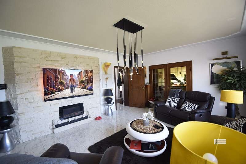 17 Steinwand im Wohnzimmer