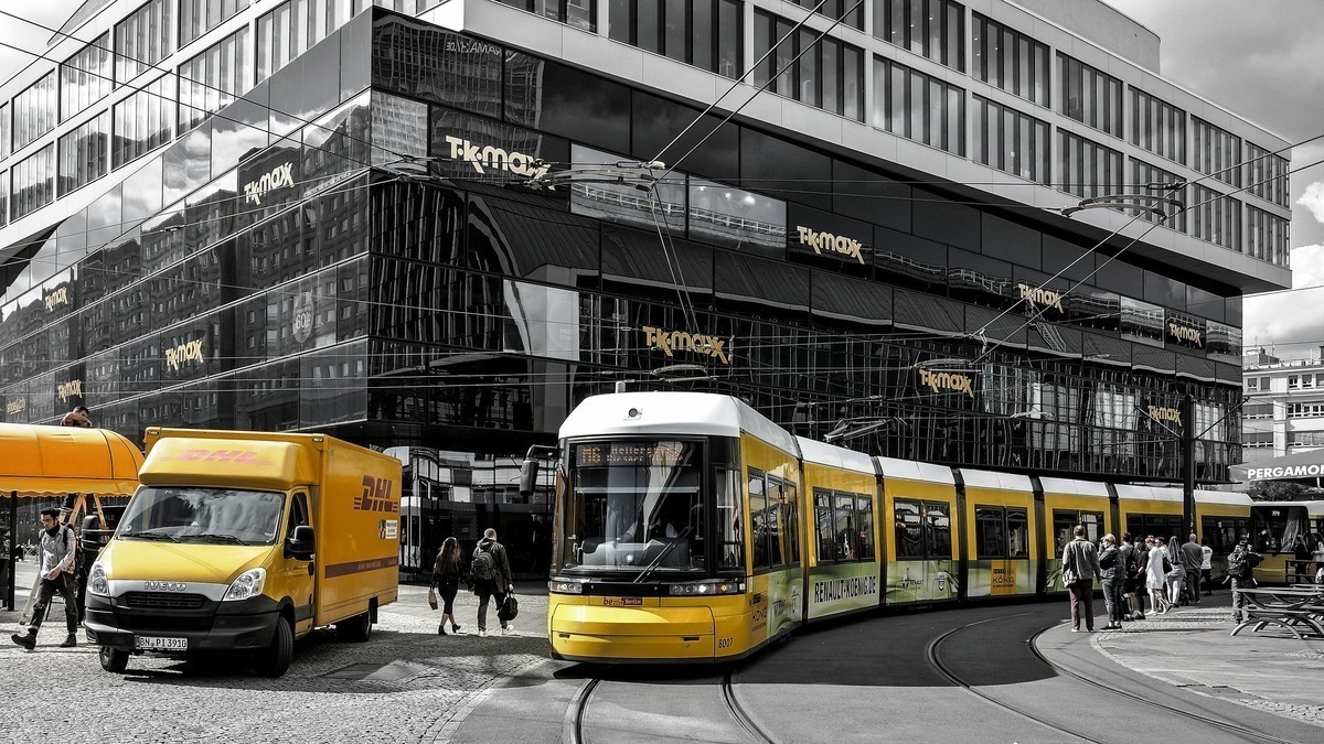 Mobilität & Verkehr in Bremen – Anbindung, Parken und ÖPNV im Überblick