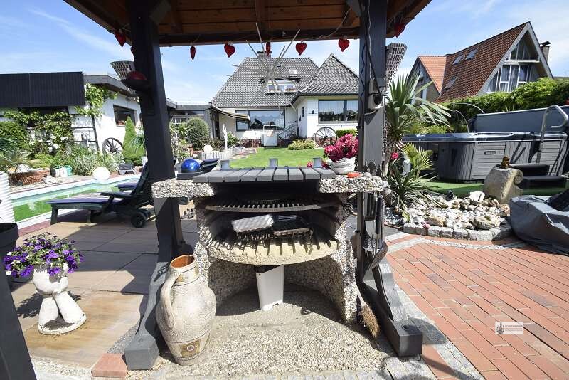 Grill überdacht